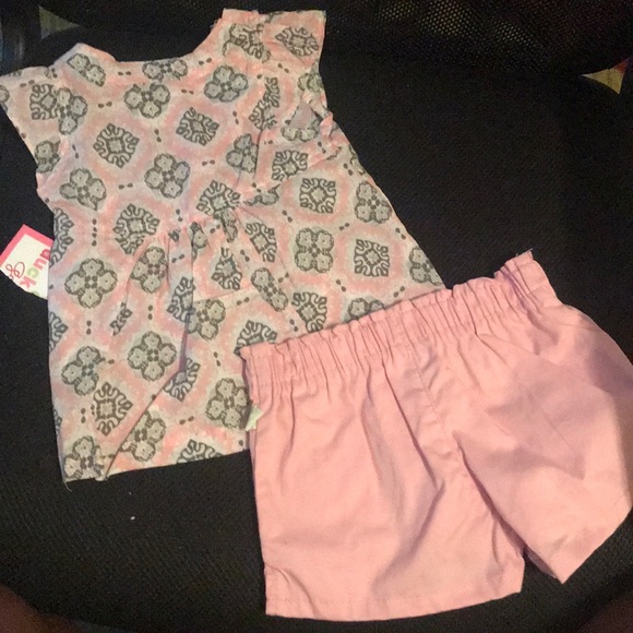 Baby girl clothes - Picture 2 of 3